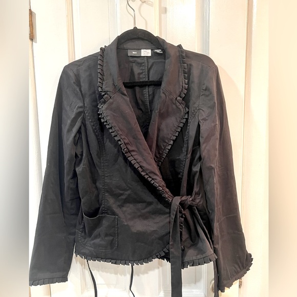 Saks Fifth Avenue Sport Wrap Blazer - euc - sz 8 - Picture 1 of 4